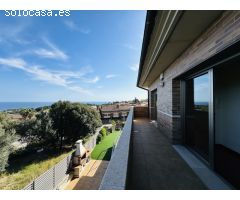 Casa en el centro con vistas al mar.