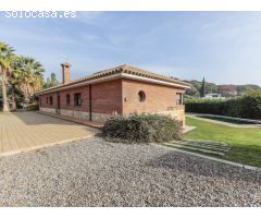 Villa con vistas al mar en el centro de Sant Andreu de Llavaneres a 35 km de
