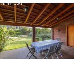 Villa con vistas al mar en el centro de Sant Andreu de Llavaneres a 35 km de