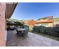 Magnífica casa en venta con jardín, terraza y buhardilla en entorno tranquilo y