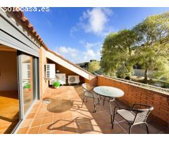 Magnífica casa en venta con jardín, terraza y buhardilla en entorno tranquilo y
