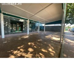 SE VENDE LOCAL (NEGOCIO MARISQUERIA - ASADOR)
