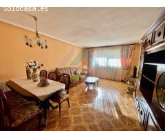 PISO EN VENTA ZONA REYES CATOLICOS