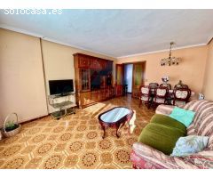 PISO EN VENTA ZONA REYES CATOLICOS