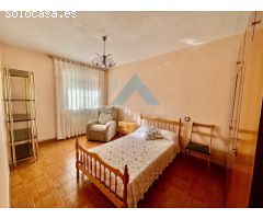 PISO EN VENTA ZONA REYES CATOLICOS