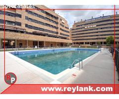 MAGNIFICO PISO DE 3 HABITACIONES, 2 BAÑOS, 2 PLAZAS DE GARAJE, TRASTERO Y