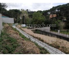 Parcela con proyecto en Aiguaviva Park