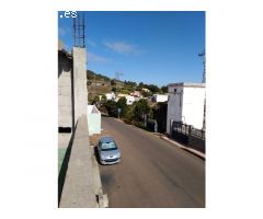 OPORTUNIDAD SOLAR CON CONSTRUCCIÓN EN FIRGAS, ZONA LOS BARRANQUILLOS