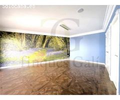 Manresa - Piso reformado de 3 habitaciones y balcón con acabados de calidad