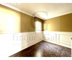 Manresa - Piso reformado de 3 habitaciones y balcón con acabados de calidad