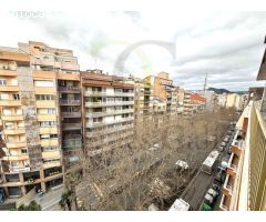 Manresa - Piso único y exclusivo en el centro de Manresa de 5 habitaciones con