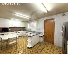 Manresa - Piso único y exclusivo en el centro de Manresa de 5 habitaciones con