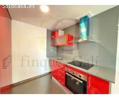 Manresa - Piso tipo loft en Avinguda les Bases con balcón ideal para una persona