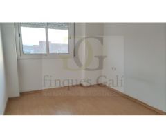 Manresa - Piso de Alquiler 1 dormitorio con plaza de aparcamiento incluida en el