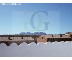 Sant Salvador de Guardiola - Casa adosada esquinera de OBRA NUEVA con jardín y
