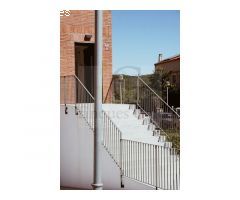 Sant Salvador de Guardiola - Casa adosada esquinera de OBRA NUEVA con jardín y