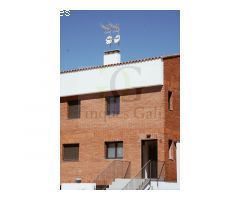 Sant Salvador de Guardiola - Casa adosada esquinera de OBRA NUEVA con jardín y