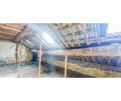 Casa de piedra para restaurar