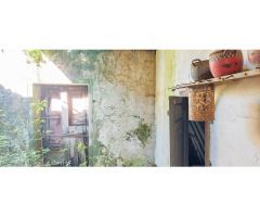 Casa de piedra para restaurar