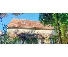 Casa de piedra para restaurar