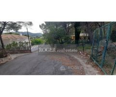Excelente parcela de 1505 m2 en entorno natural. Vallado