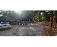 Excelente parcela de 1505 m2 en entorno natural. Vallado