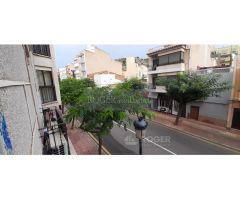 estupenda casa solariega con puertas a las 2 calles , Paseo Perez Bayer y Santo
