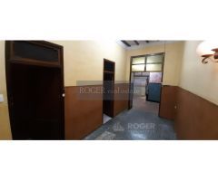 estupenda casa solariega con puertas a las 2 calles , Paseo Perez Bayer y Santo