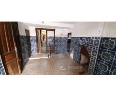 estupenda casa solariega con puertas a las 2 calles , Paseo Perez Bayer y Santo