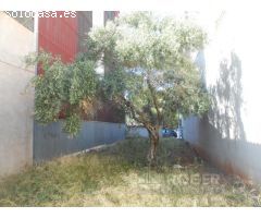 solar URBANO en calle centrica. INVERSOR Constructor