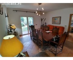 Lujo europeo , Villa en 1 planta , amplia , sana y confortable ¡¡