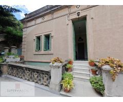 Magnífica casa con jardín a Sarria