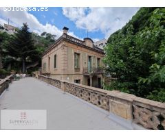 Magnífica casa con jardín a Sarria
