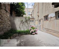 Magnífica casa con jardín a Sarria