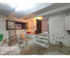 Magnifica Planta Baja Independiente en Casa Regia con jardín