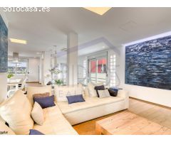 En venta Villa de lujo con piscina de 3 dormitorios en Madroñal