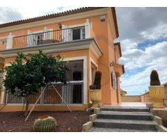 Casa Adosada de 3 dormitorios en Madroñal