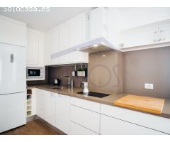 Ático de 2 dormitorios completamente reformado en Alquiler POR MESES en Los