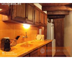 VENTA DE FANTASTICA CASA CON JARDIN DE GAROS.