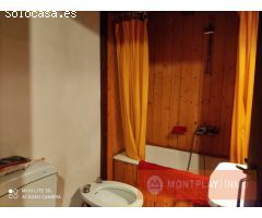 VENTA DE FANTASTICA CASA CON JARDIN DE GAROS.