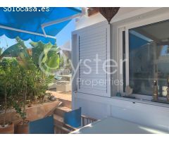 Bungalow de Lujo Reformado en El Porís con Piscina Climatizada, Apartamento