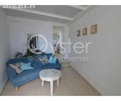 Bungalow de Lujo Reformado en El Porís con Piscina Climatizada, Apartamento