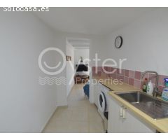 Bungalow de Lujo Reformado en El Porís con Piscina Climatizada, Apartamento