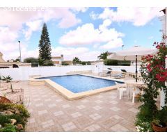 VILLA DE 660M EN CAMPOSOL