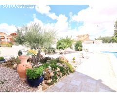 VILLA DE 660M EN CAMPOSOL