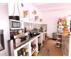 VILLA DE 660M EN CAMPOSOL
