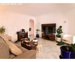 VILLA DE 660M EN CAMPOSOL