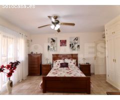 VILLA EN LEYVA con parcela de 10.000 m2