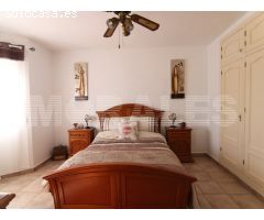 VILLA EN LEYVA con parcela de 10.000 m2