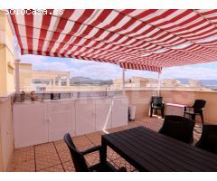 ÁTICO CON VISTAS AL MAR EN RESIDENCIAL REF 1203